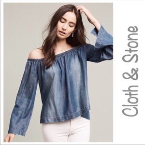Cloth & Stone Off Shoulder Denim Chambray top!!